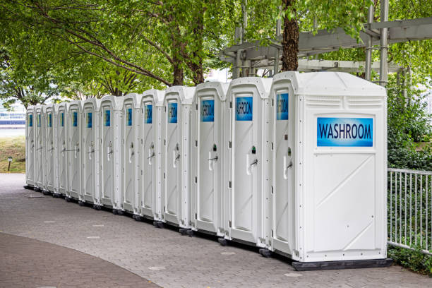 Best Porta potty services near me  in Bloomfield, IN