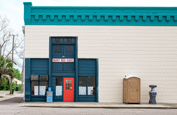 Best Porta potty rental near me  in Bloomfield, IN